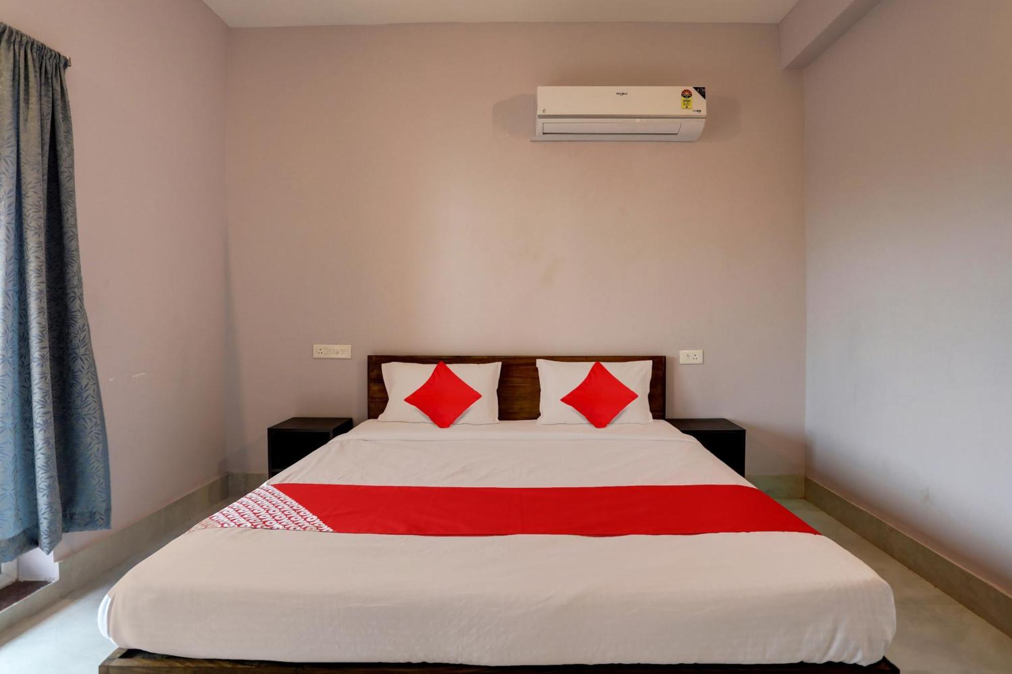 Hotel O Casa Midland Bhubaneswar Exterior photo