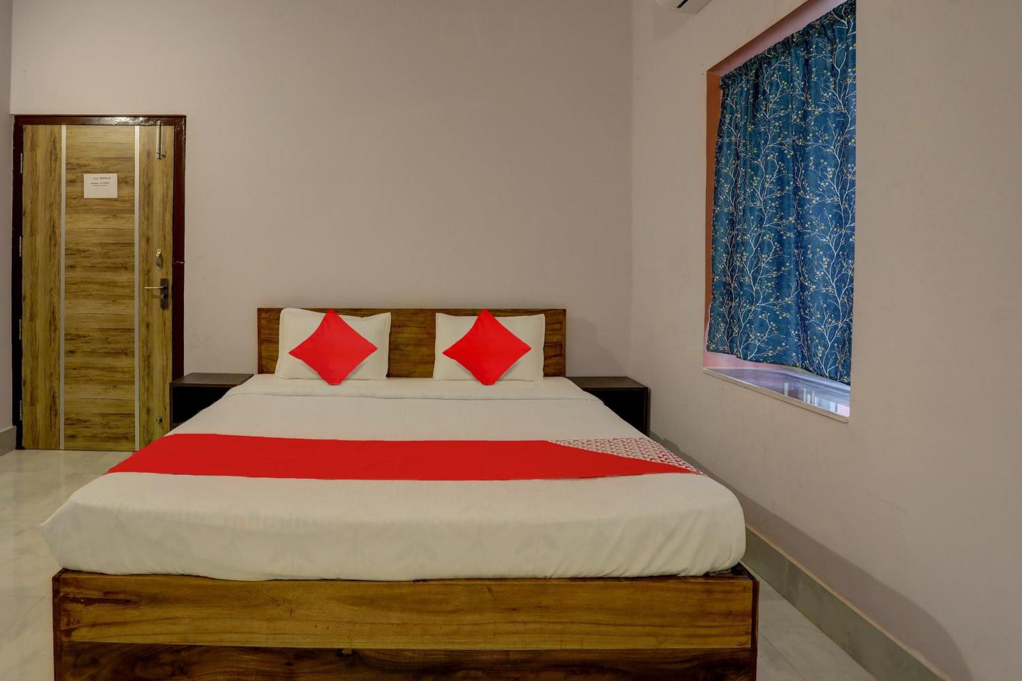 Hotel O Casa Midland Bhubaneswar Exterior photo